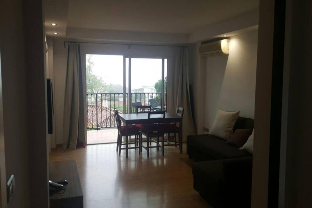 Acogedor Apartamento Familiar 马尔韦利亚 外观 照片